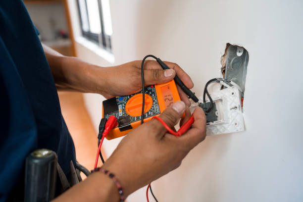 Best Commercial Electrician Services  in Naugatuck, CT